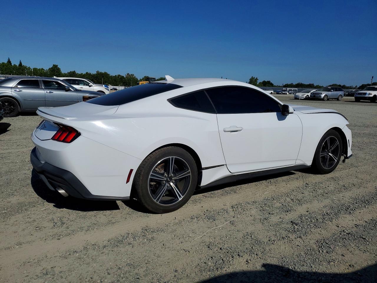 2024 FORD MUSTANG