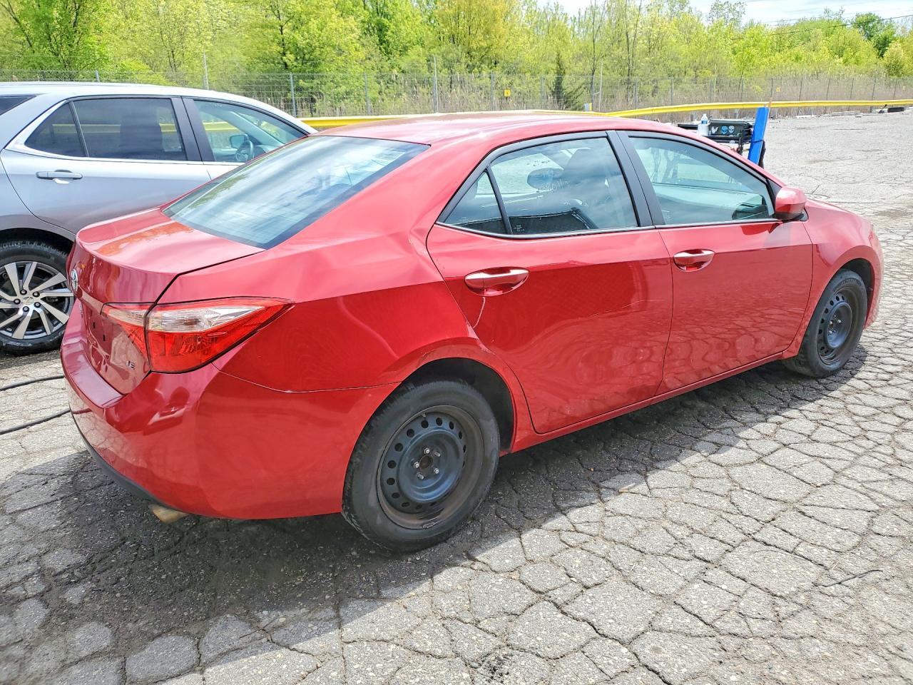 2018 TOYOTA COROLLA