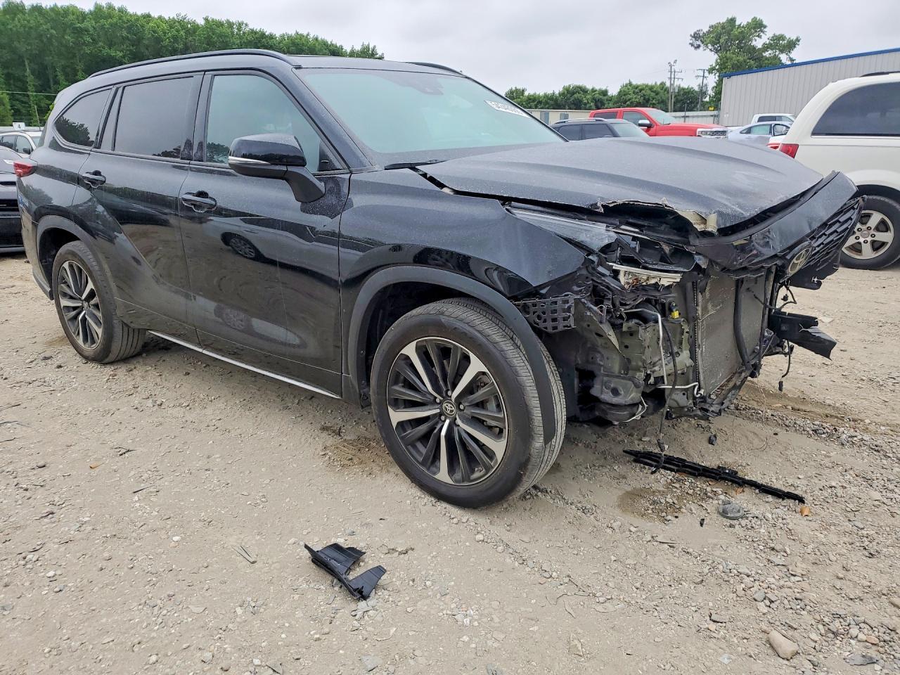 2021 TOYOTA HIGHLANDER
