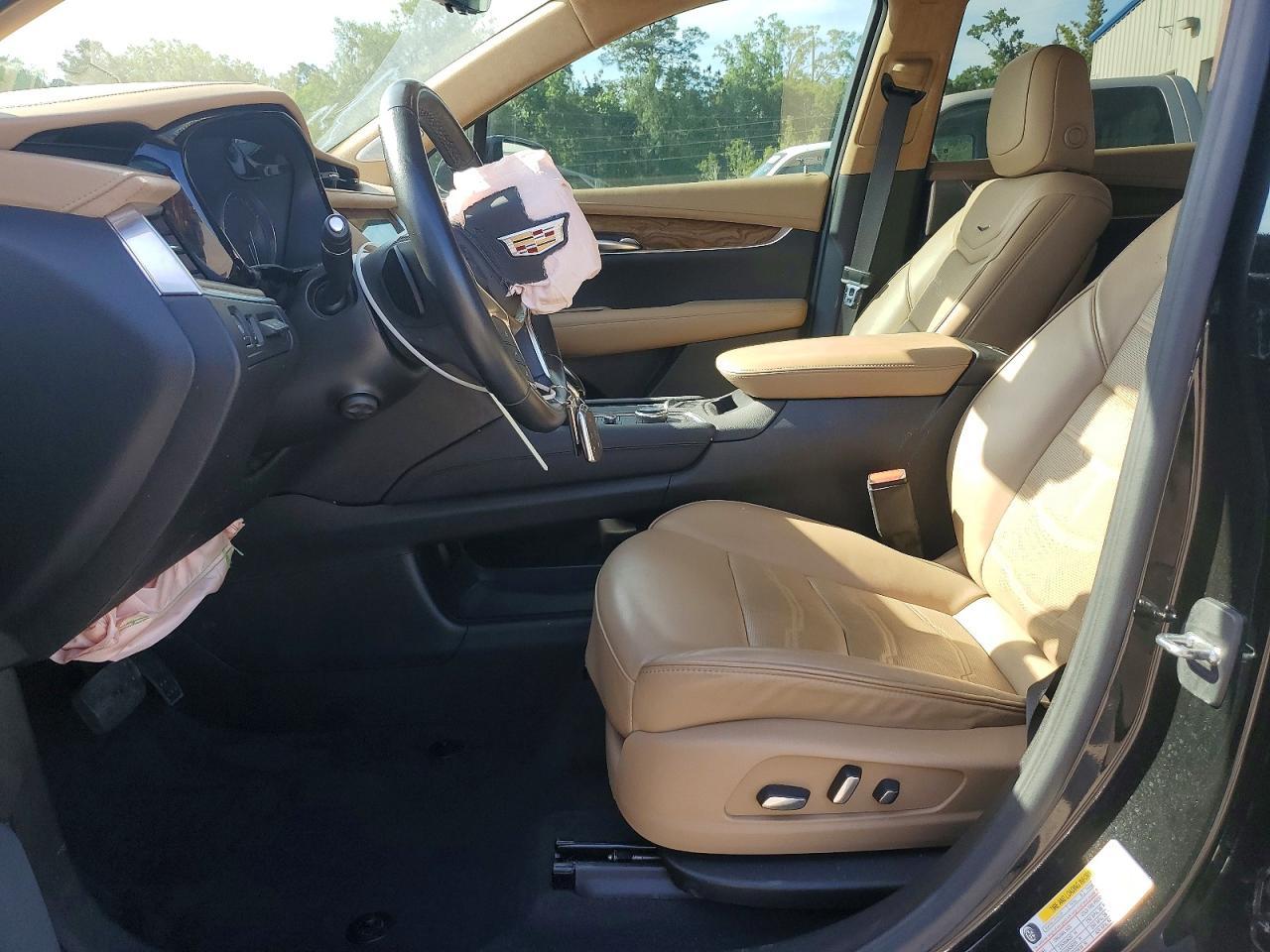 2023 CADILLAC XT5