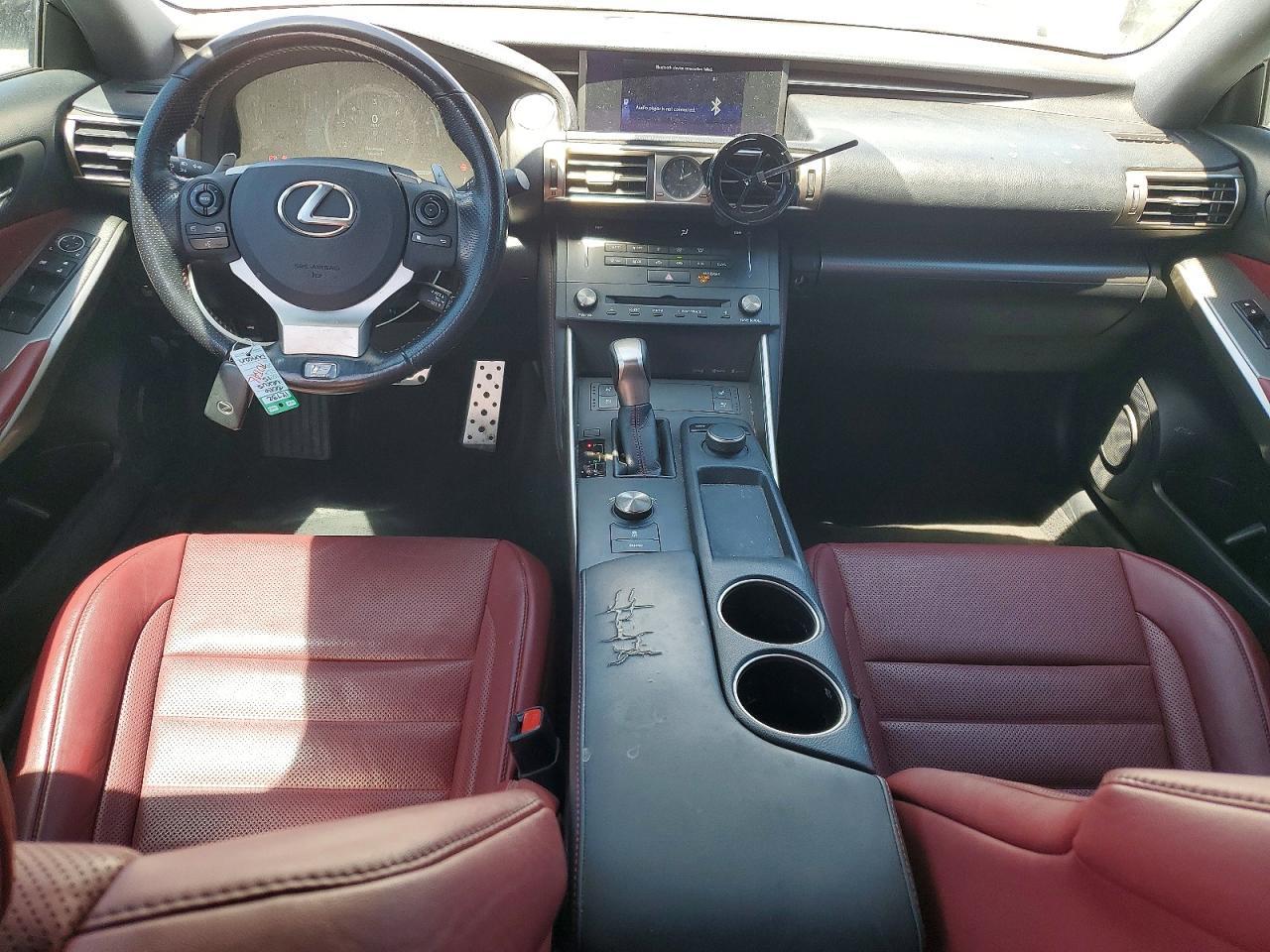 2016 LEXUS IS 200t