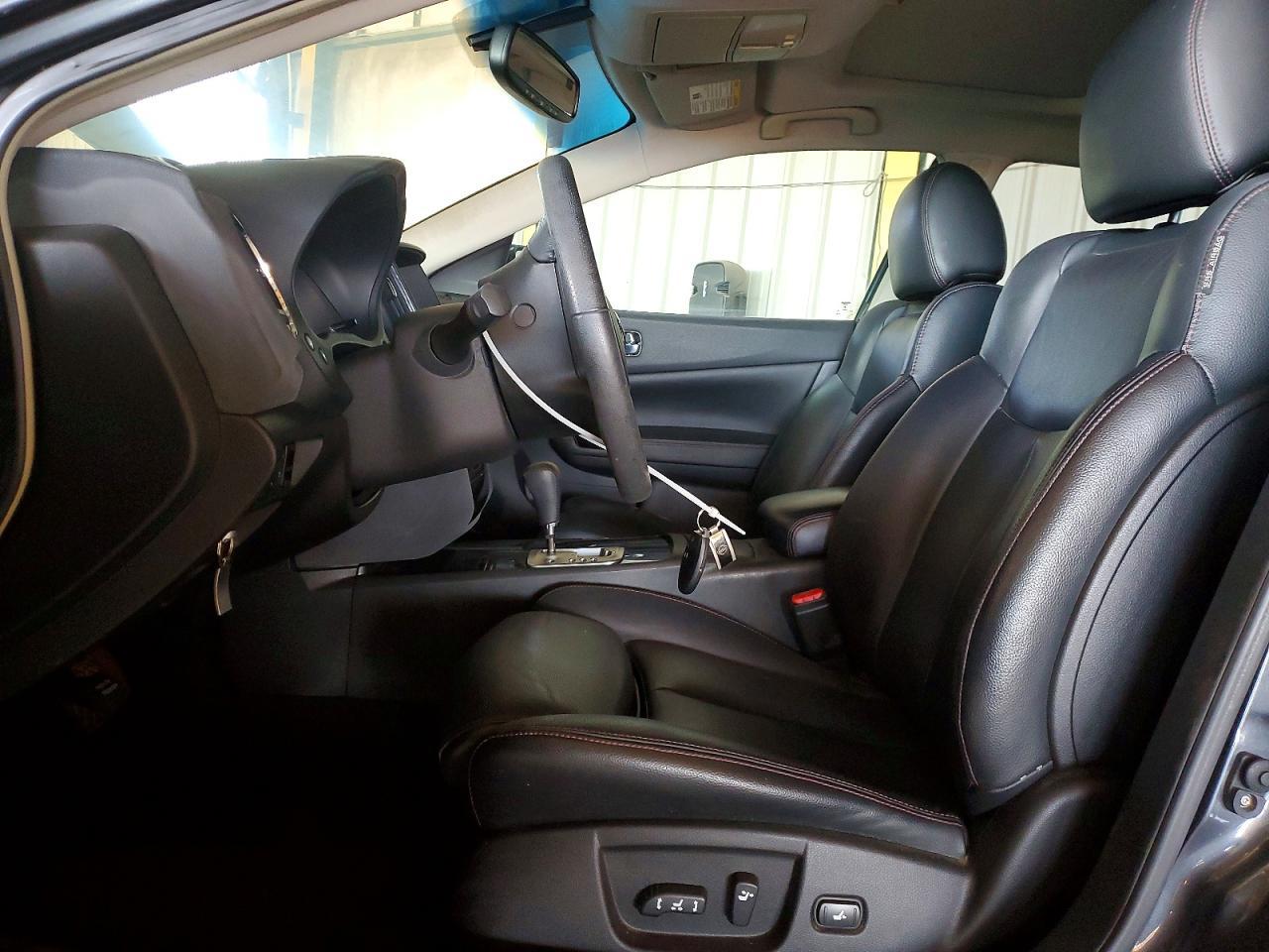 2009 NISSAN Maxima