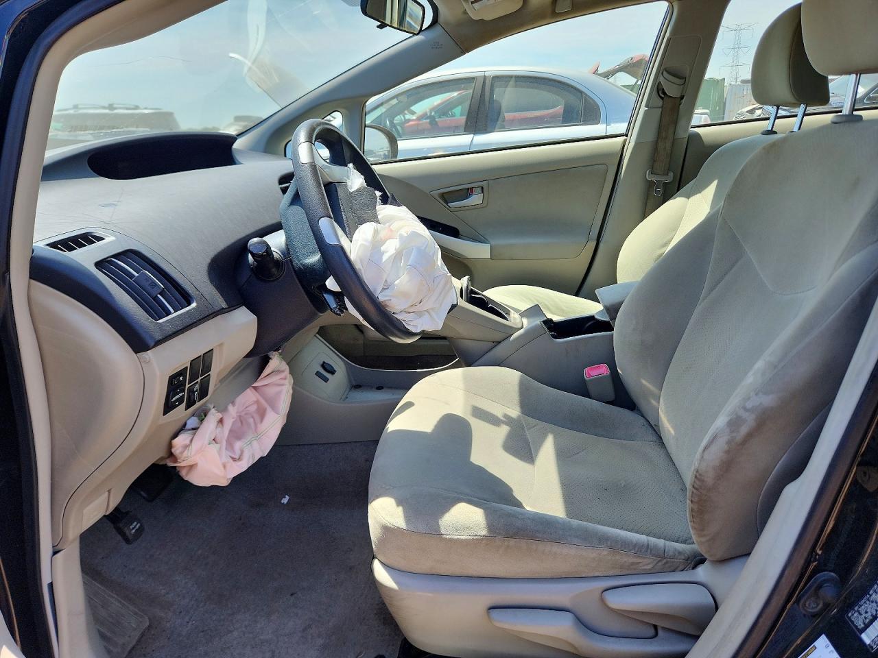 2011 TOYOTA PRIUS