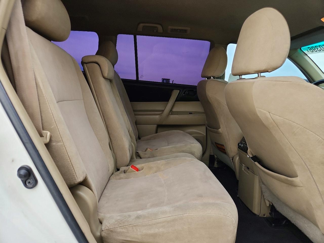 2012 TOYOTA HIGHLANDER