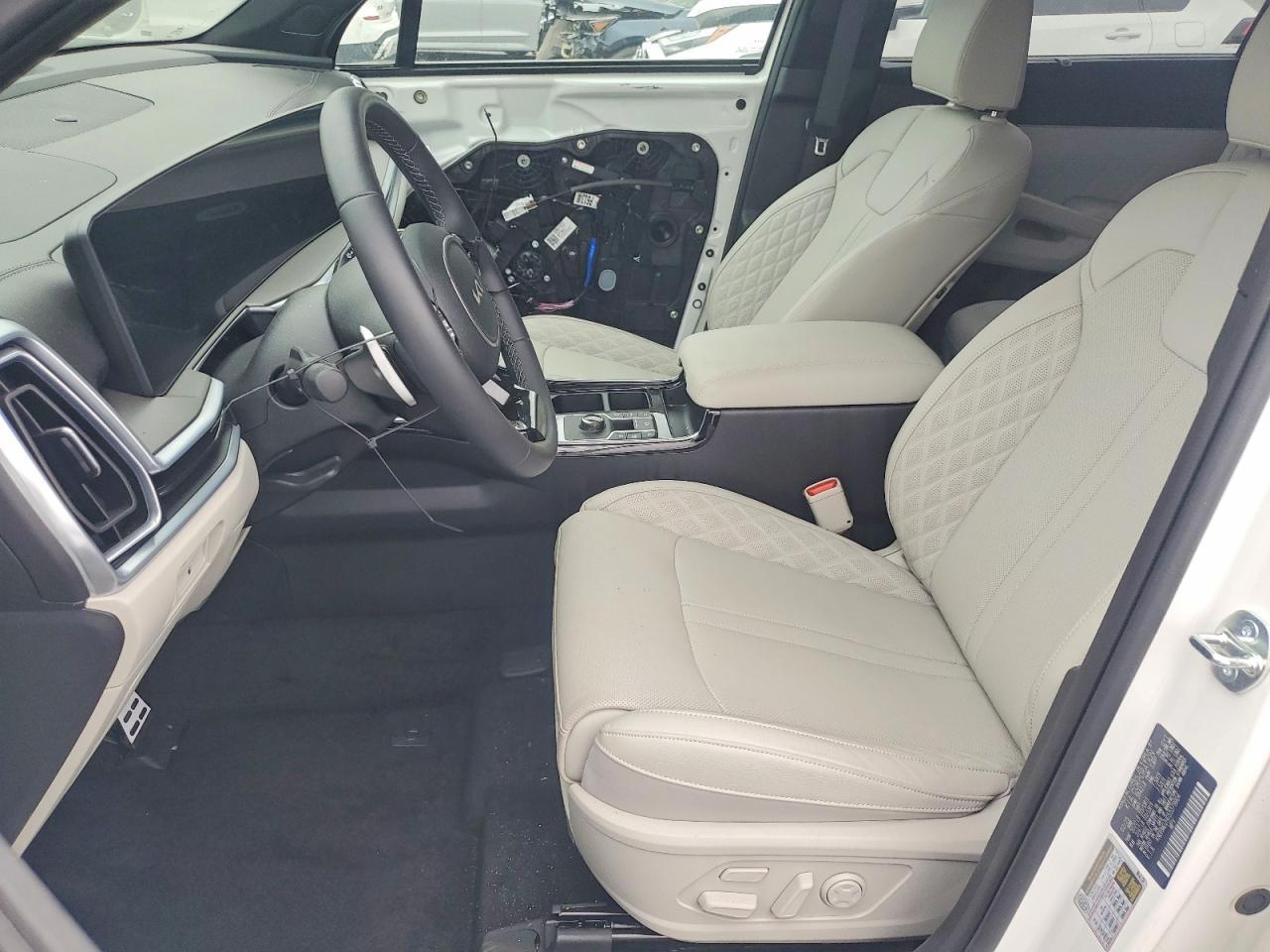 2025 KIA SORENTO