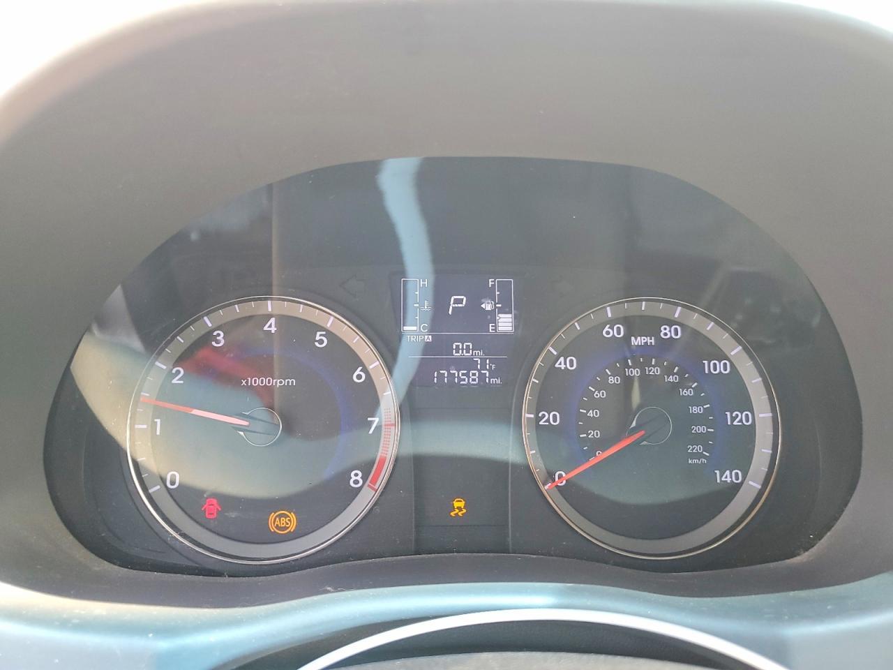 2016 HYUNDAI ACCENT