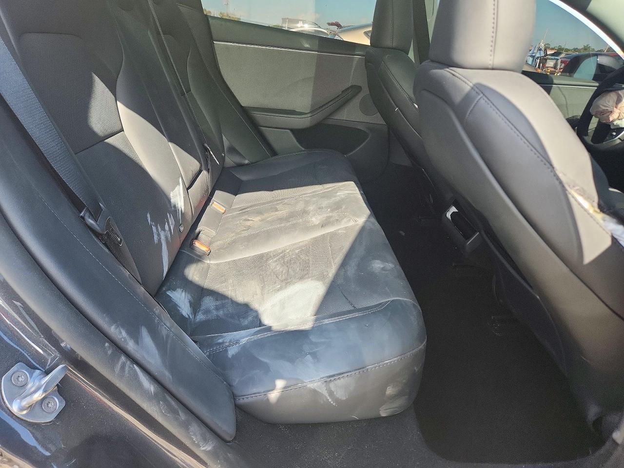 2026 TESLA MODEL 3
