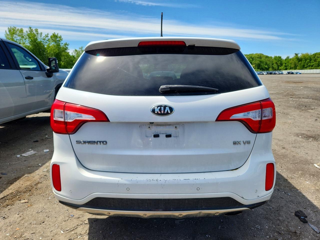 2015 KIA SORENTO