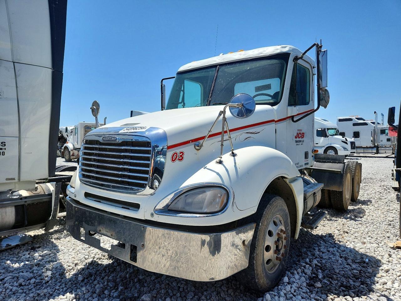 2003 FREIGHTLINER Columbia