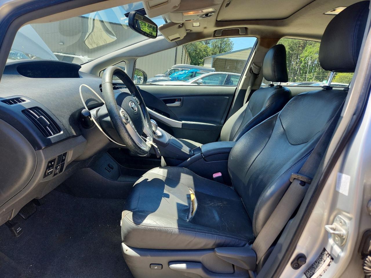 2011 TOYOTA PRIUS