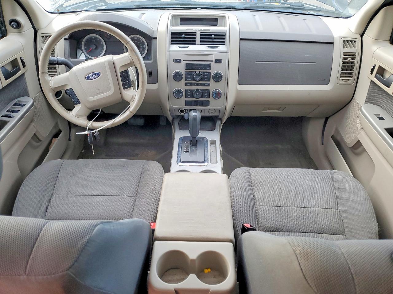 2009 FORD ESCAPE