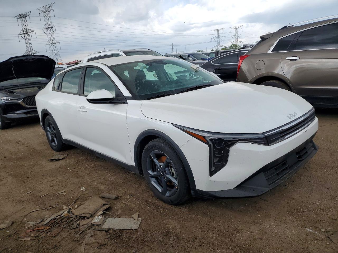 2025 KIA K4