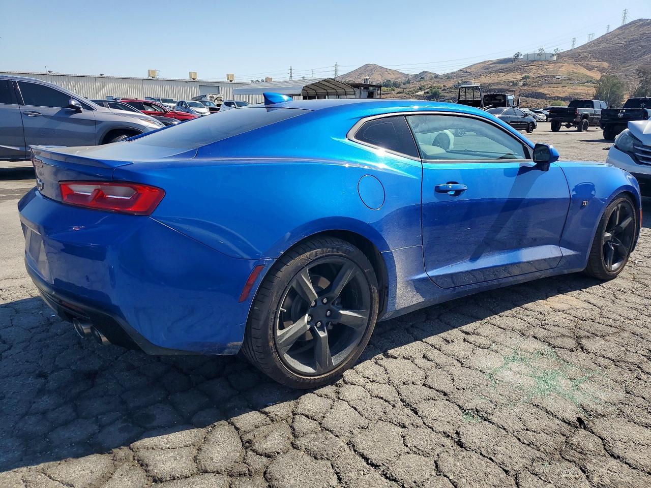 2018 CHEVROLET Camaro