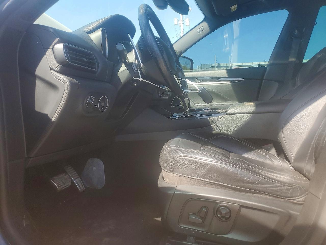 2017 MASERATI Levante