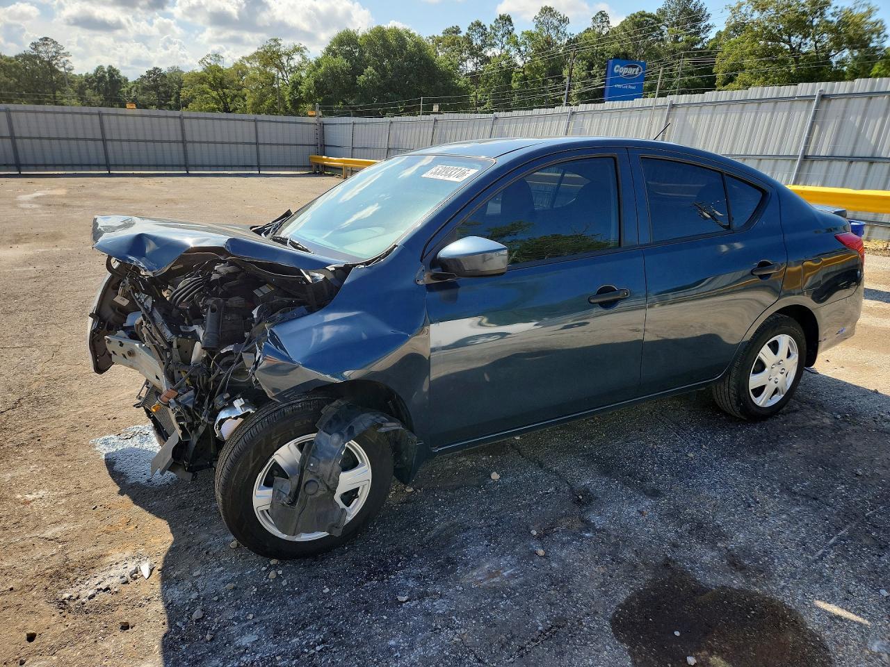 2017 NISSAN VERSA
