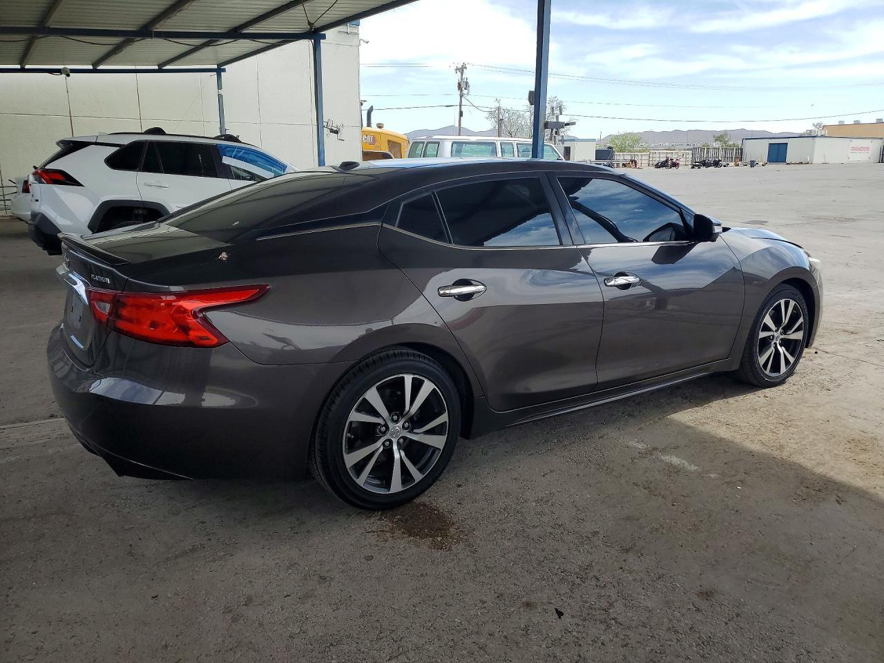 2016 NISSAN Maxima