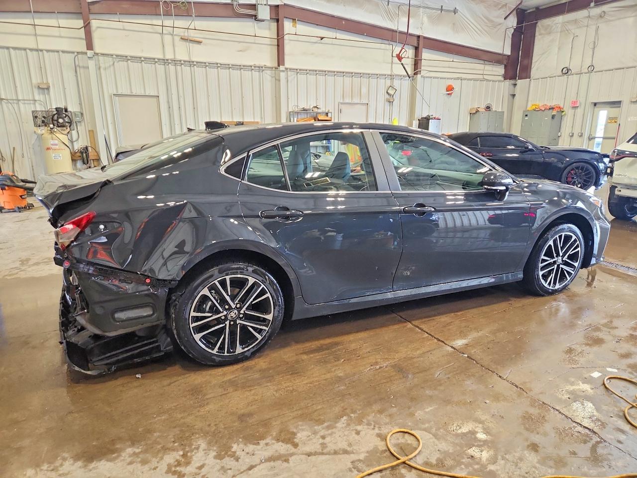 2026 TOYOTA CAMRY