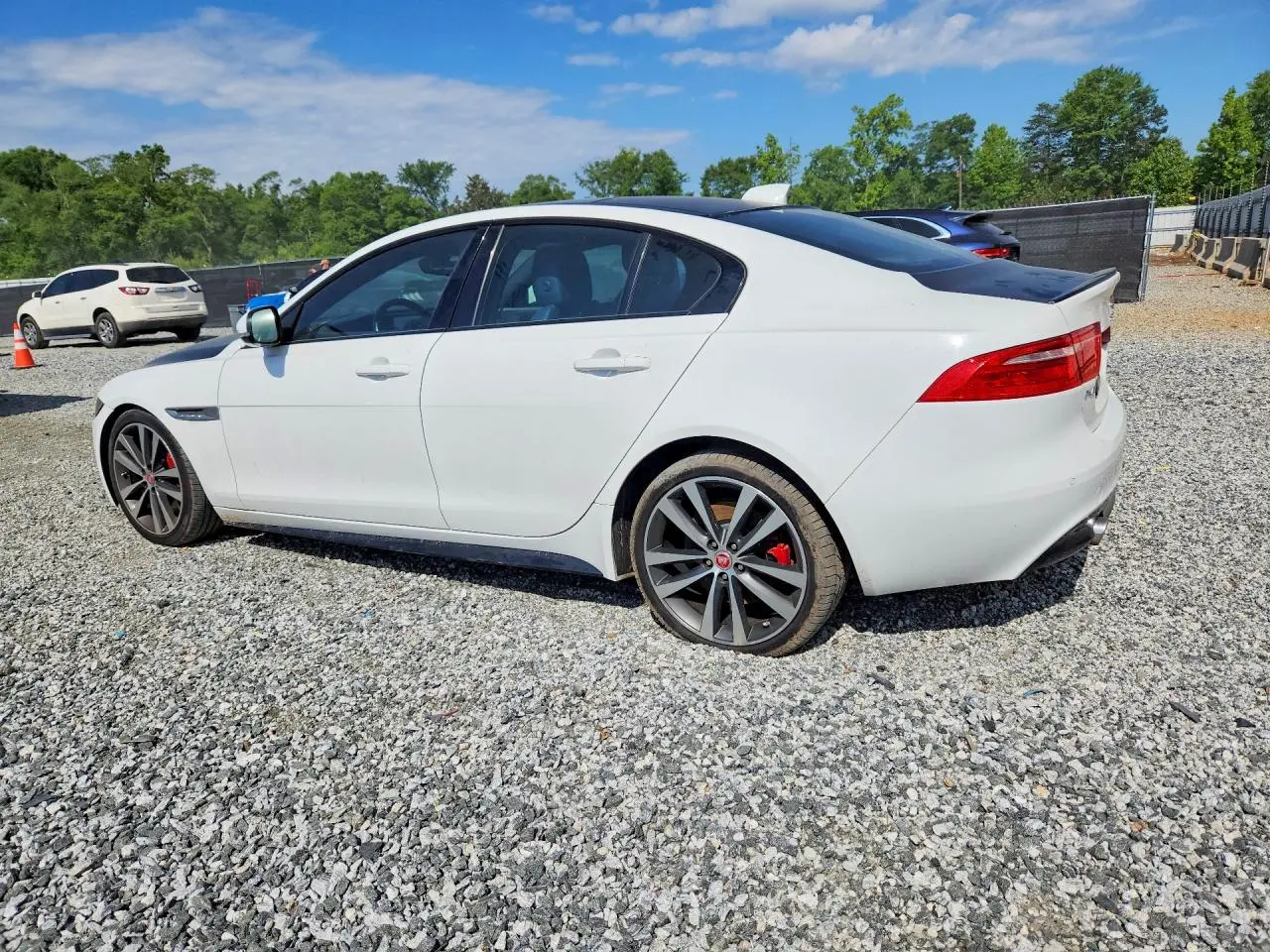 2019 JAGUAR XE