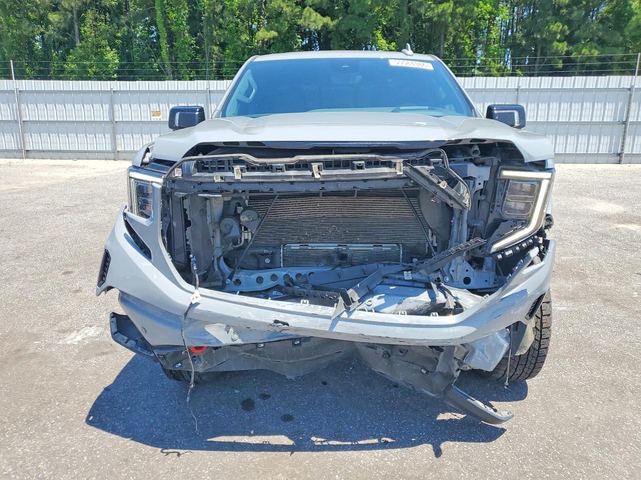 2024 GMC Sierra