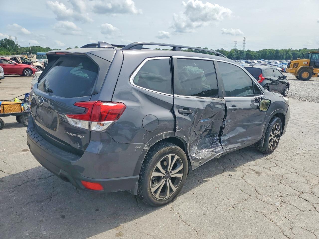 2021 SUBARU FORESTER