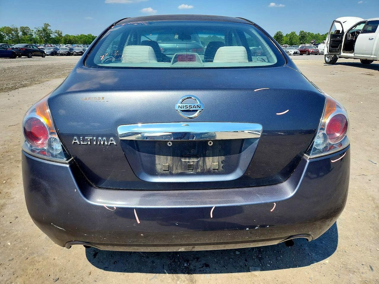 2011 NISSAN ALTIMA