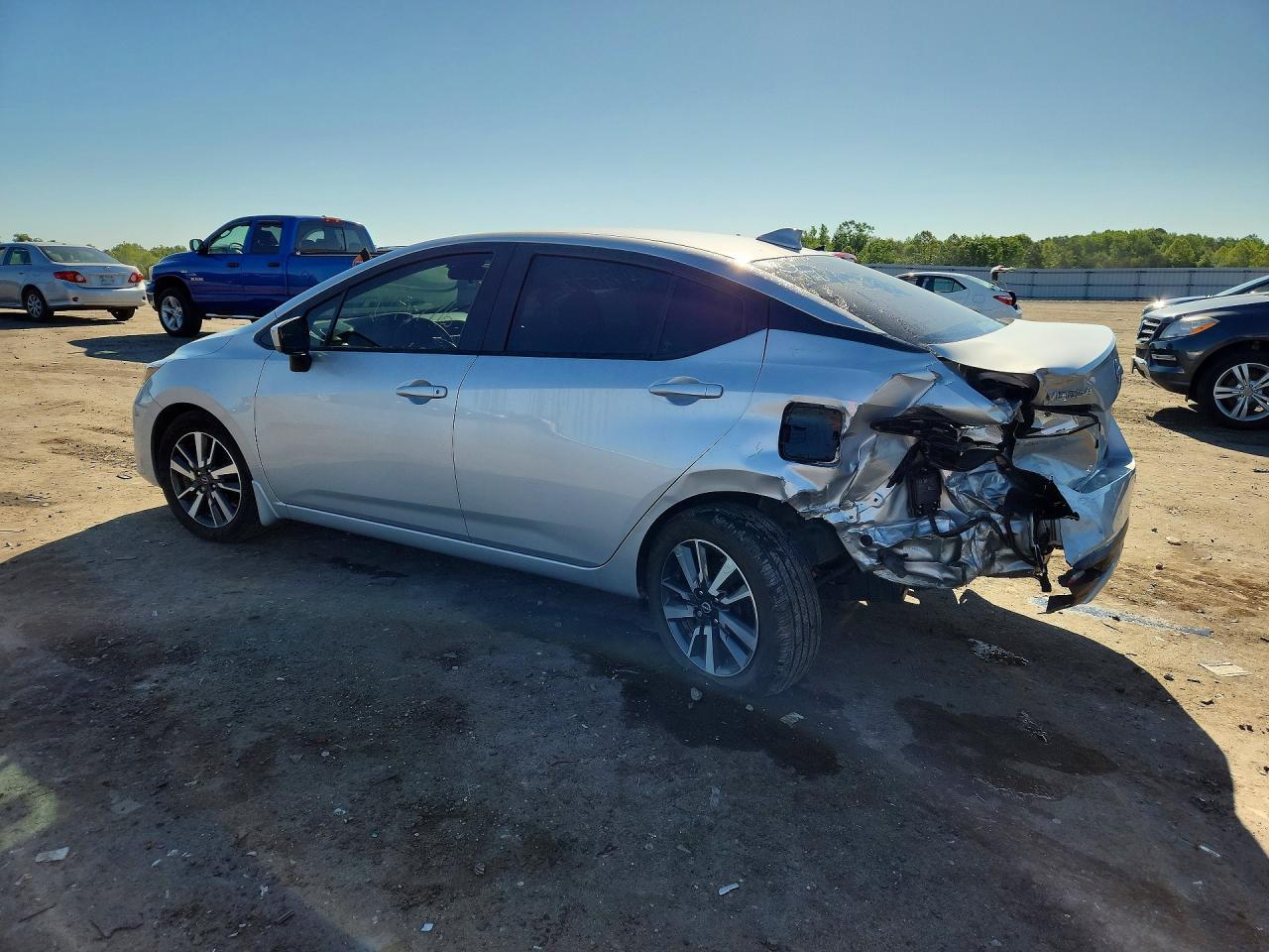 2025 NISSAN VERSA
