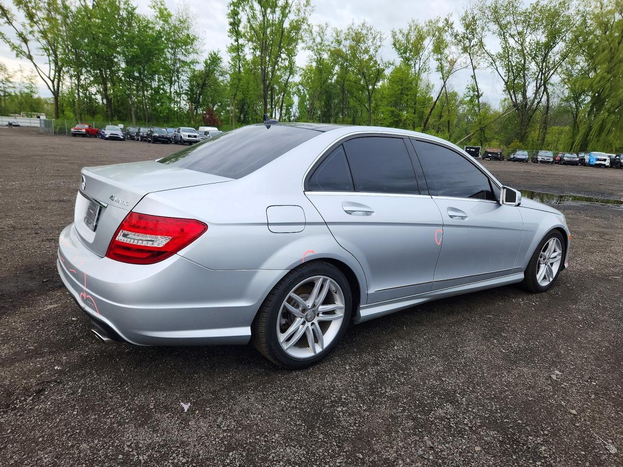 2012 MERCEDES-BENZ C-CLASS