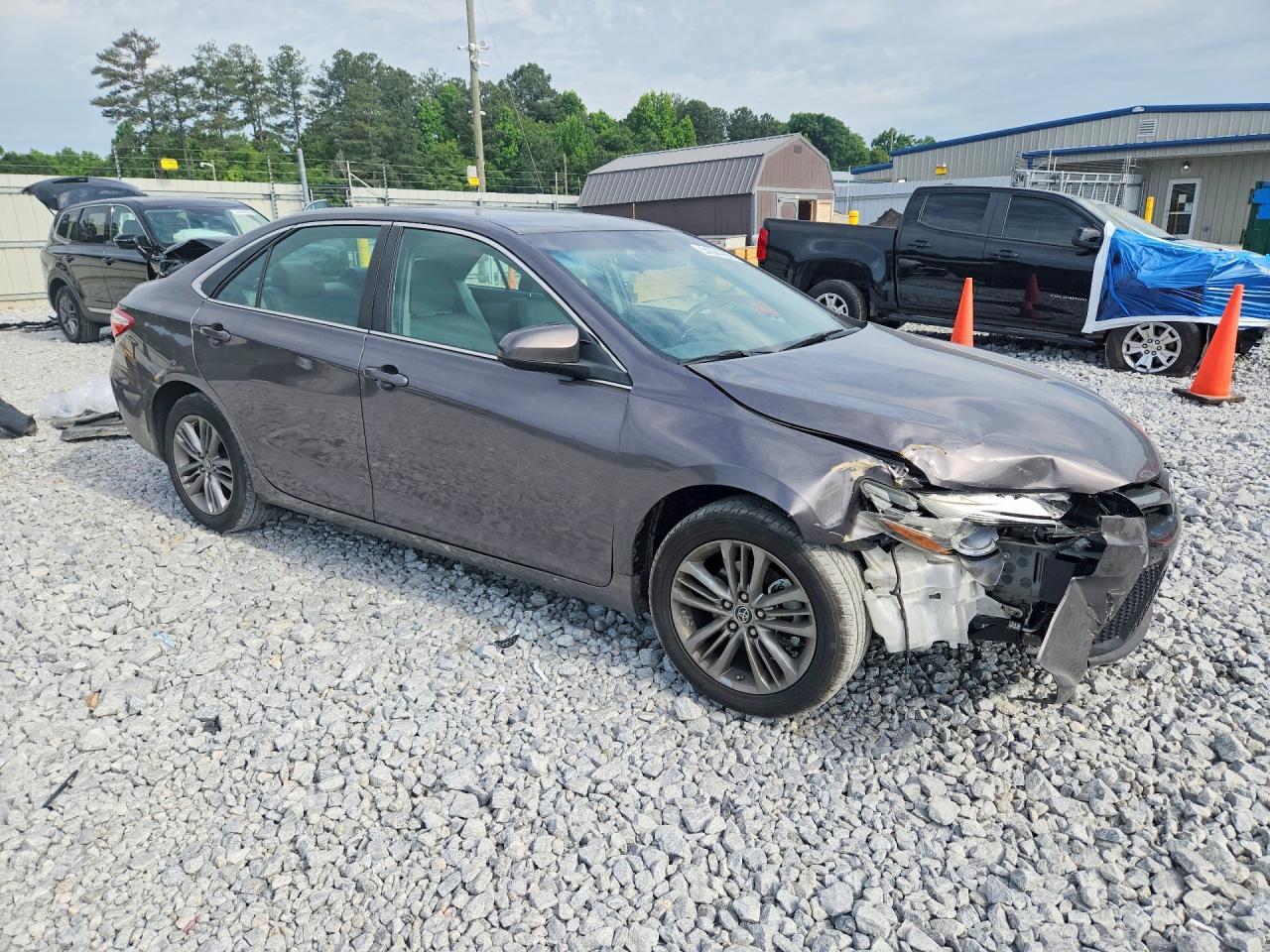2015 TOYOTA CAMRY