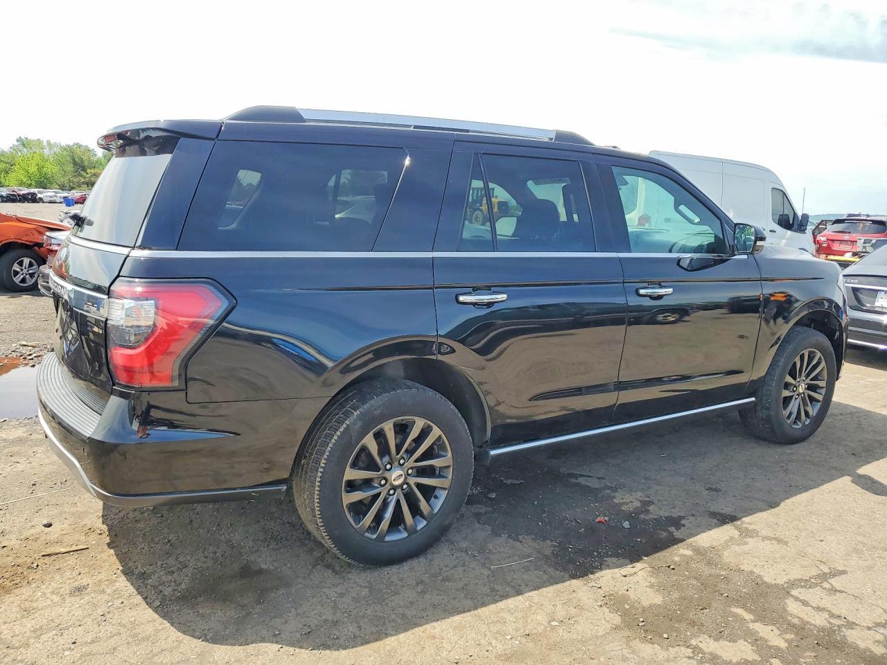 2021 FORD Expedition