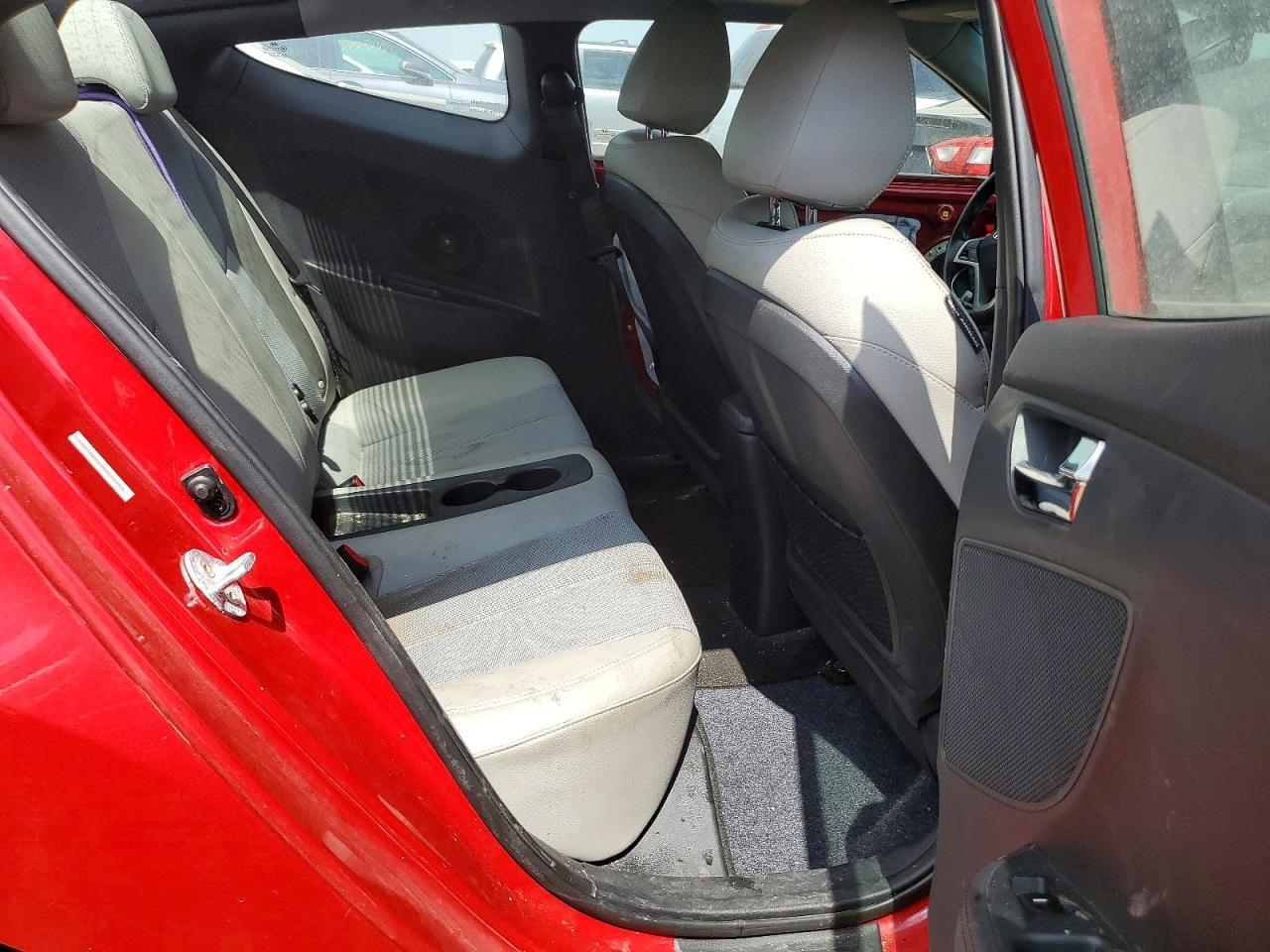 2013 HYUNDAI VELOSTER
