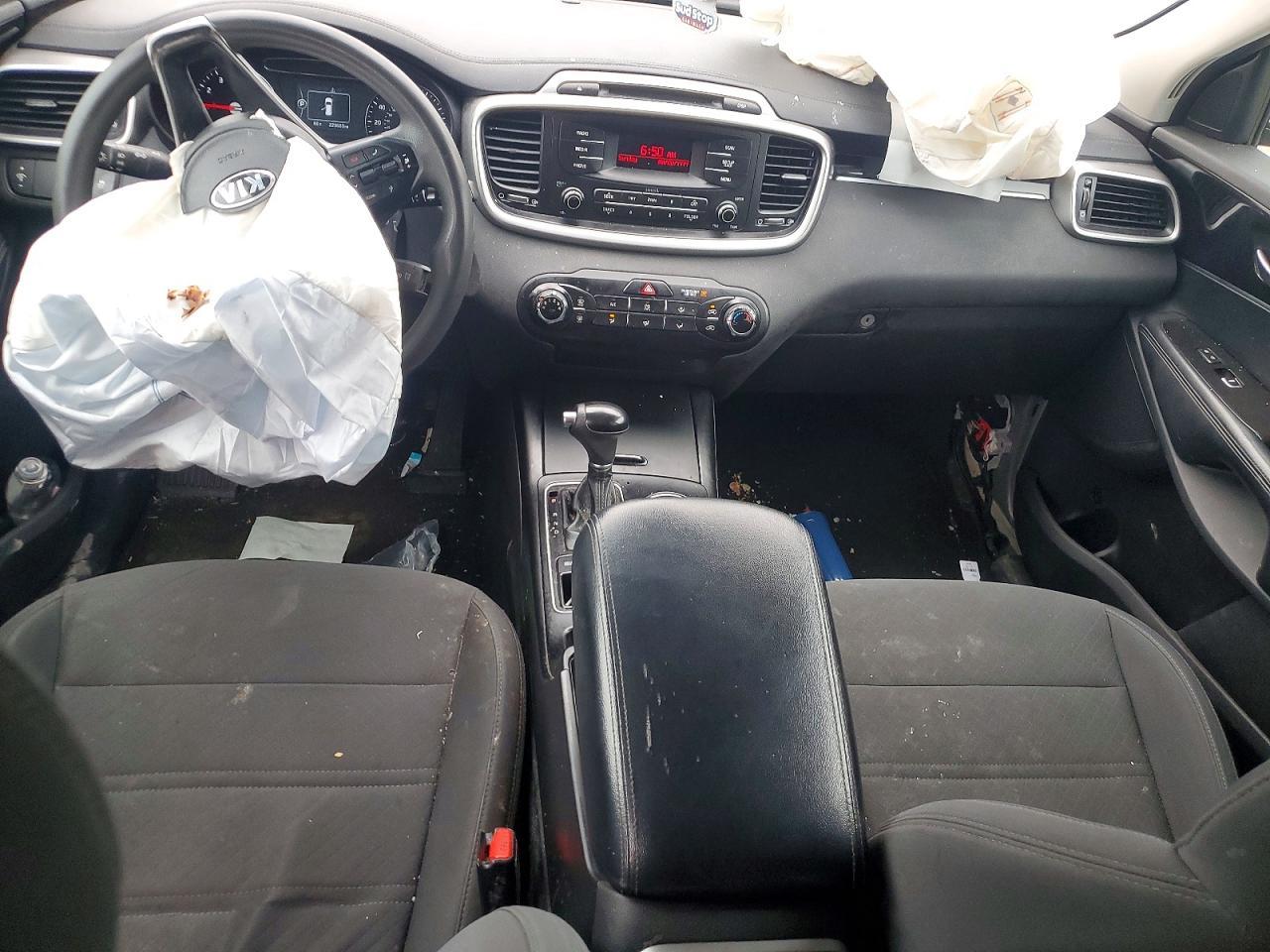 2017 KIA SORENTO