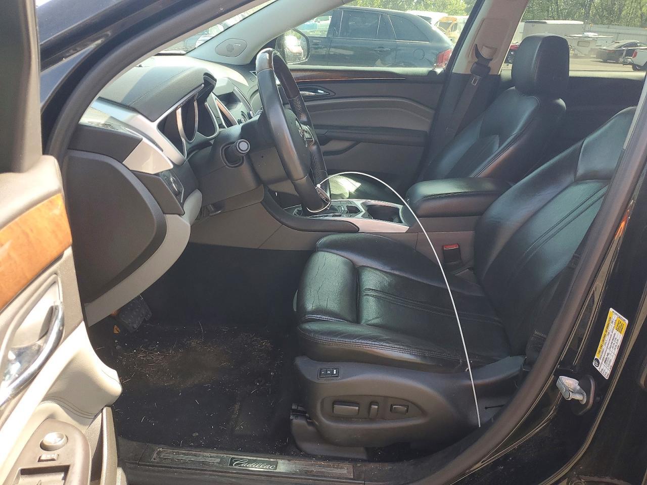 2011 CADILLAC SRX