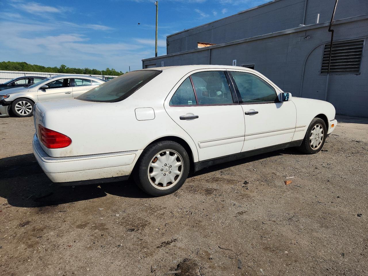 1999 MERCEDES-BENZ E-Class