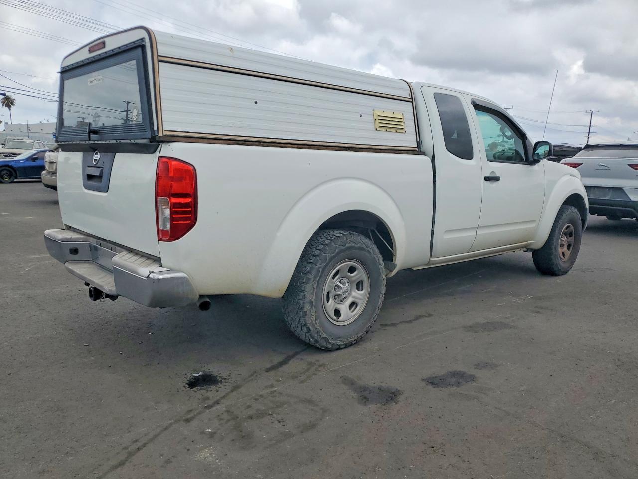 2016 NISSAN Frontier
