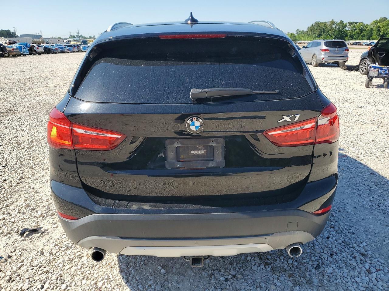 2017 BMW X1