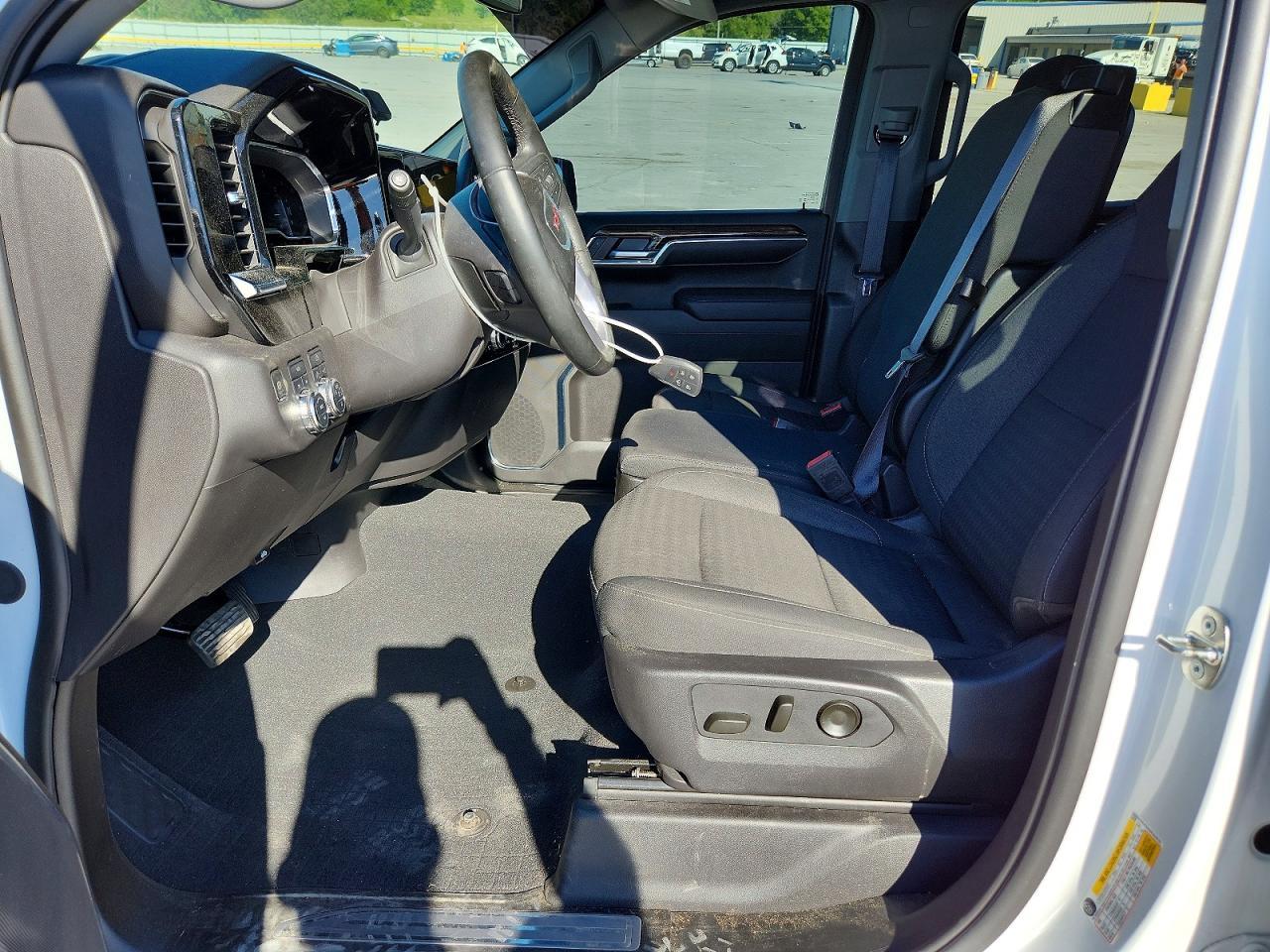 2024 GMC Sierra