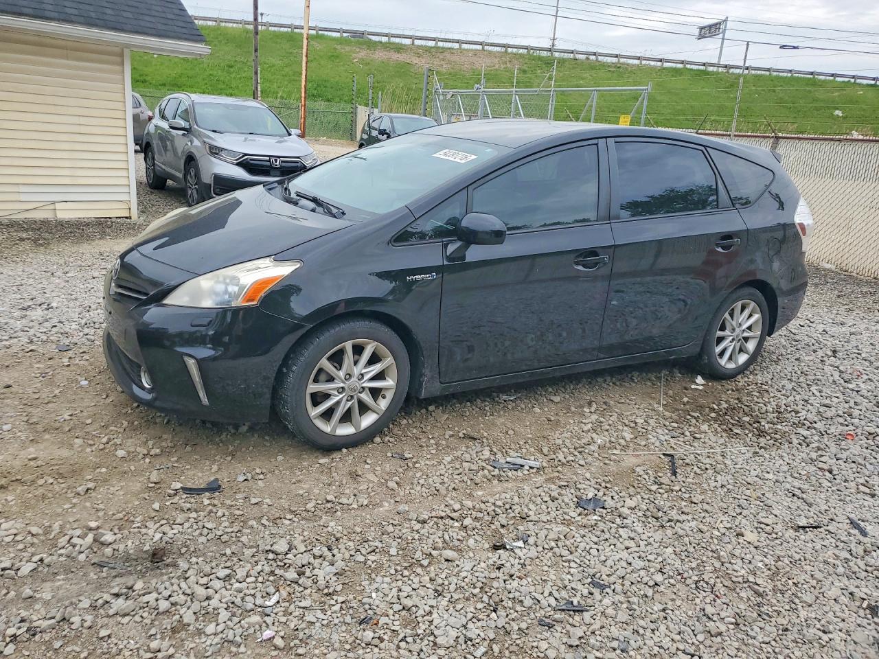 2012 TOYOTA PRIUS V