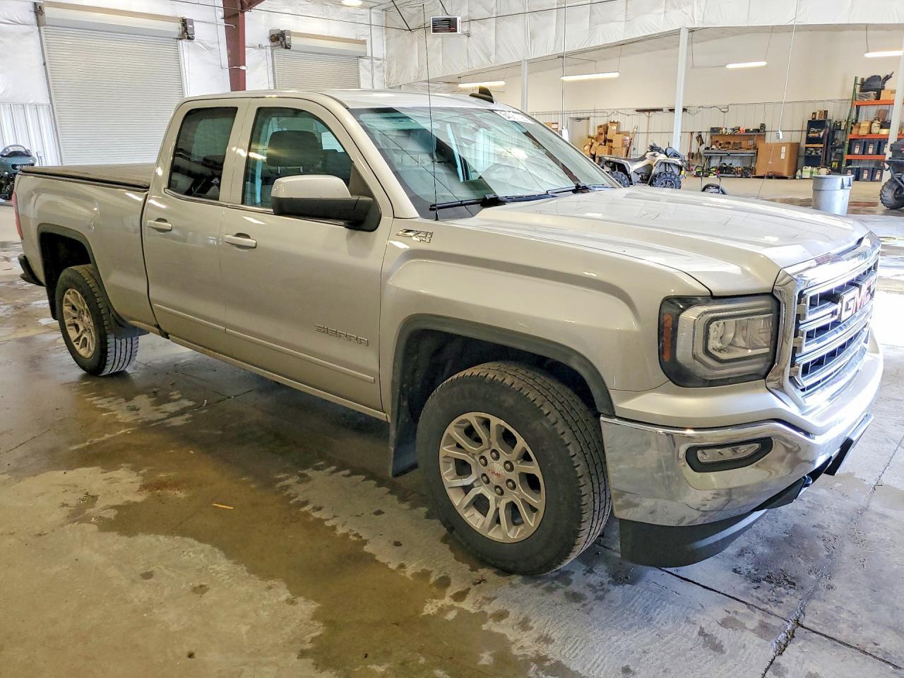 2016 GMC Sierra