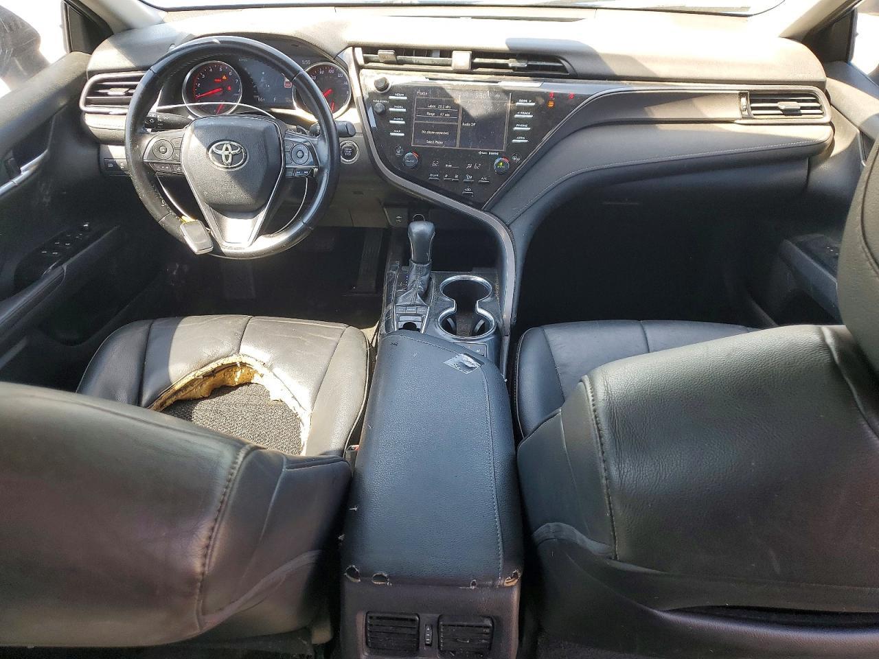 2019 TOYOTA CAMRY