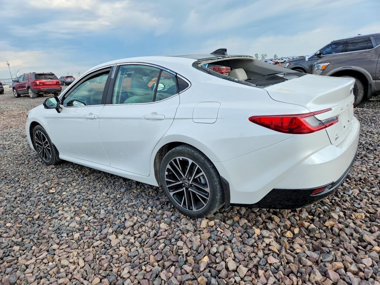 2025 TOYOTA CAMRY