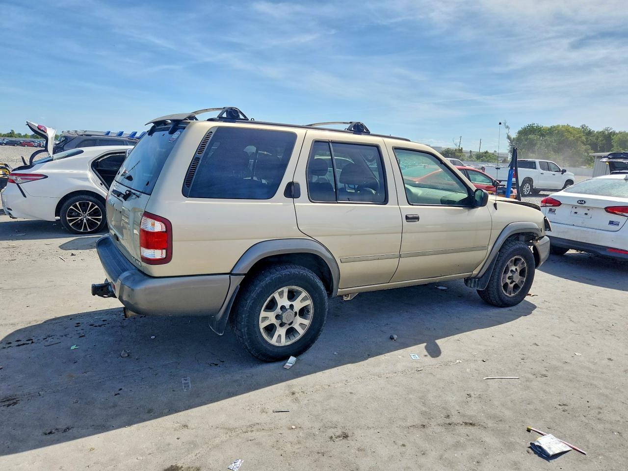 2001 NISSAN PATHFINDER