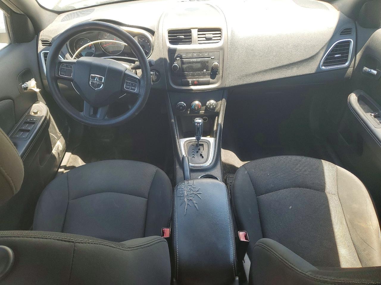 2013 DODGE Avenger