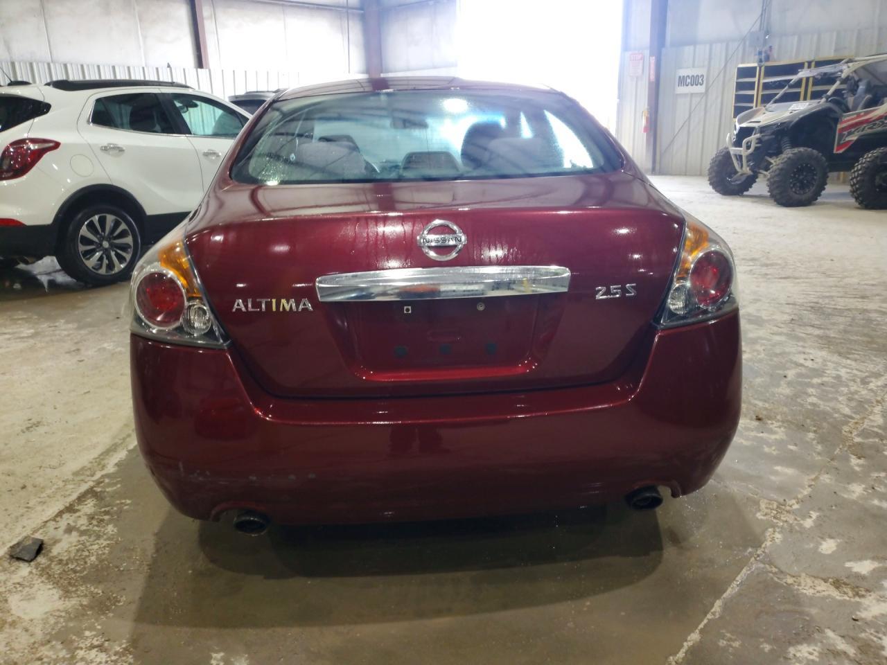 2011 NISSAN ALTIMA