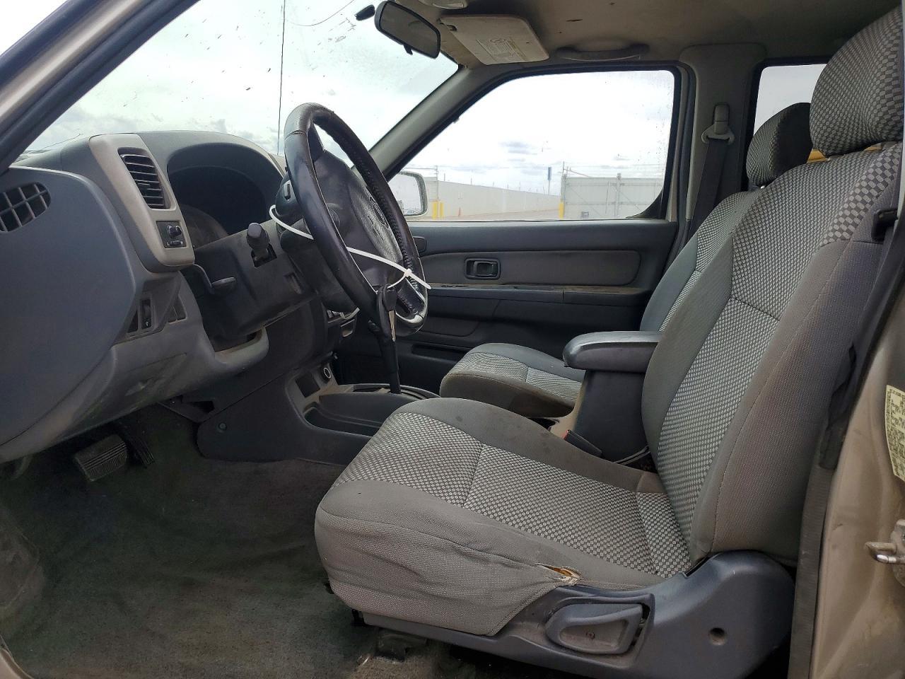 2001 NISSAN Frontier