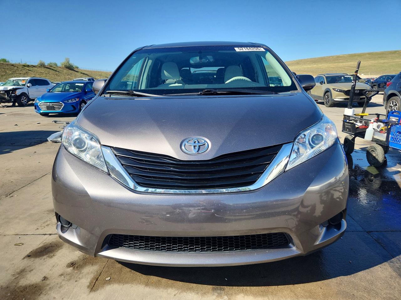2014 TOYOTA SIENNA