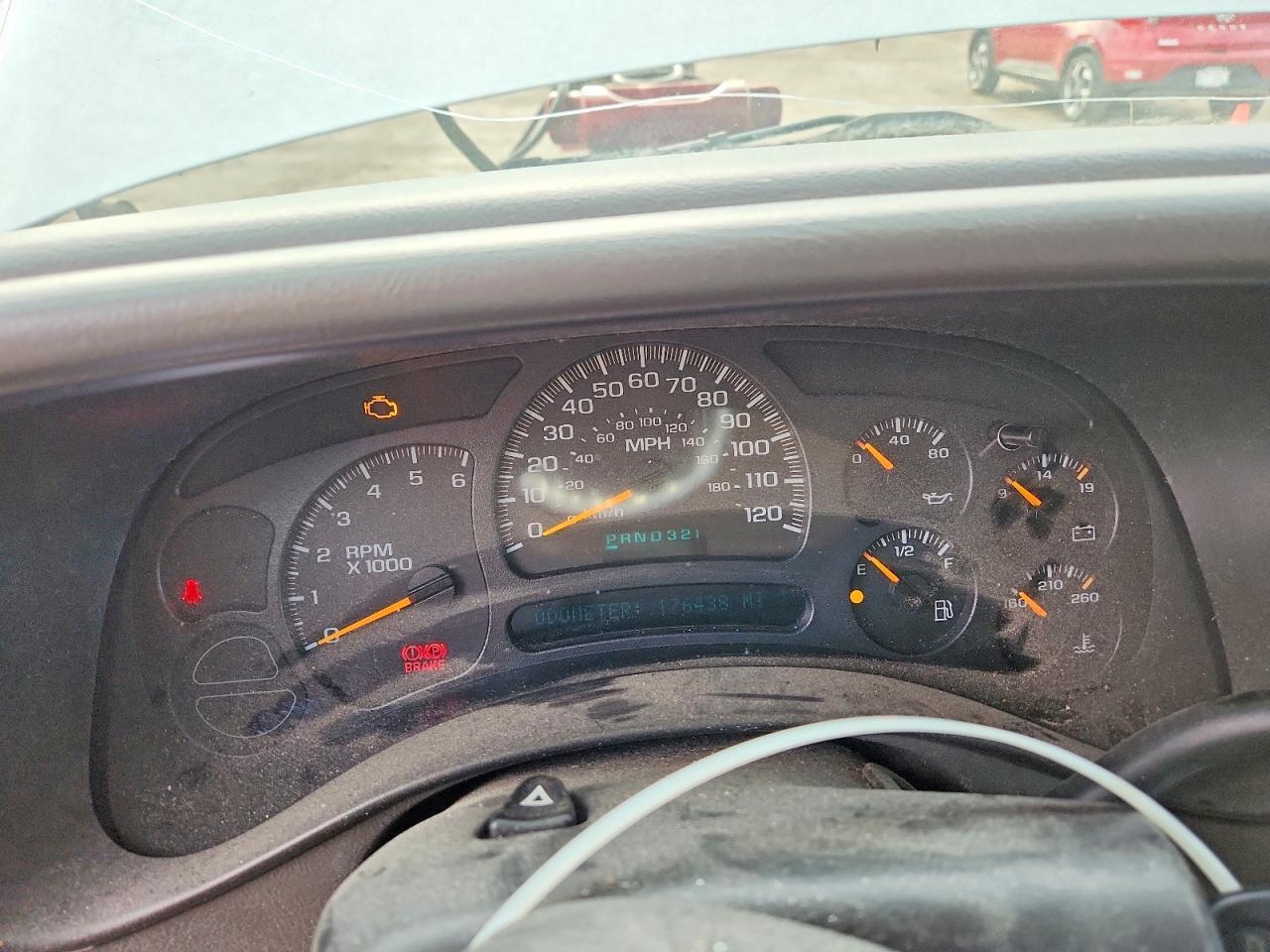 2004 CHEVROLET Tahoe