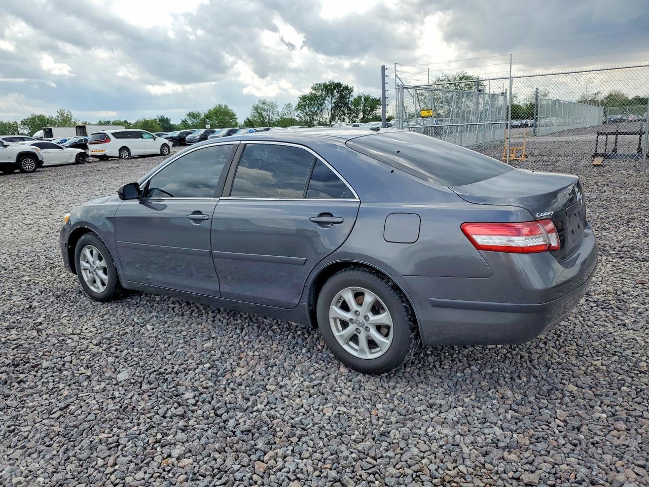 2011 TOYOTA CAMRY