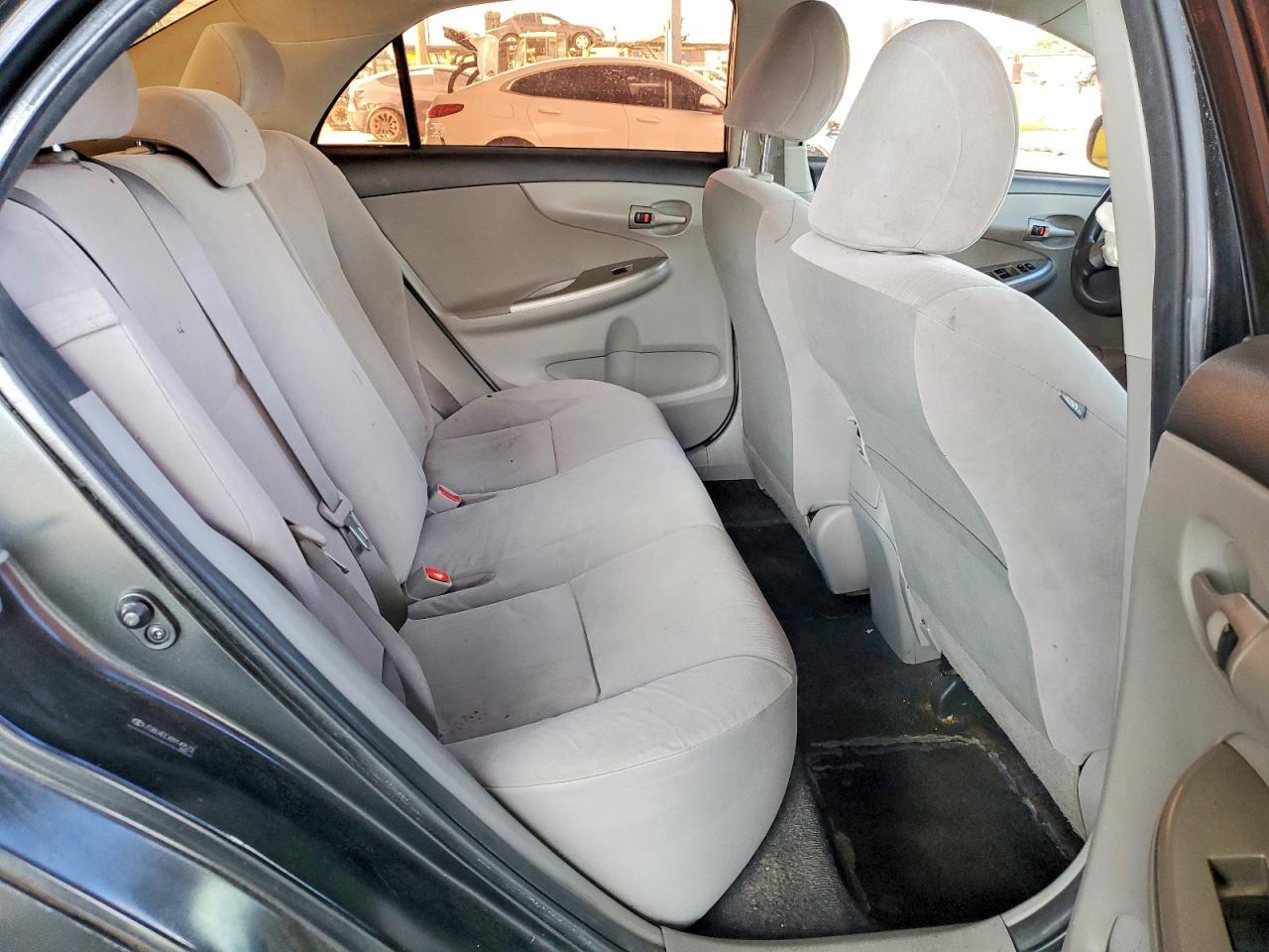 2011 TOYOTA COROLLA
