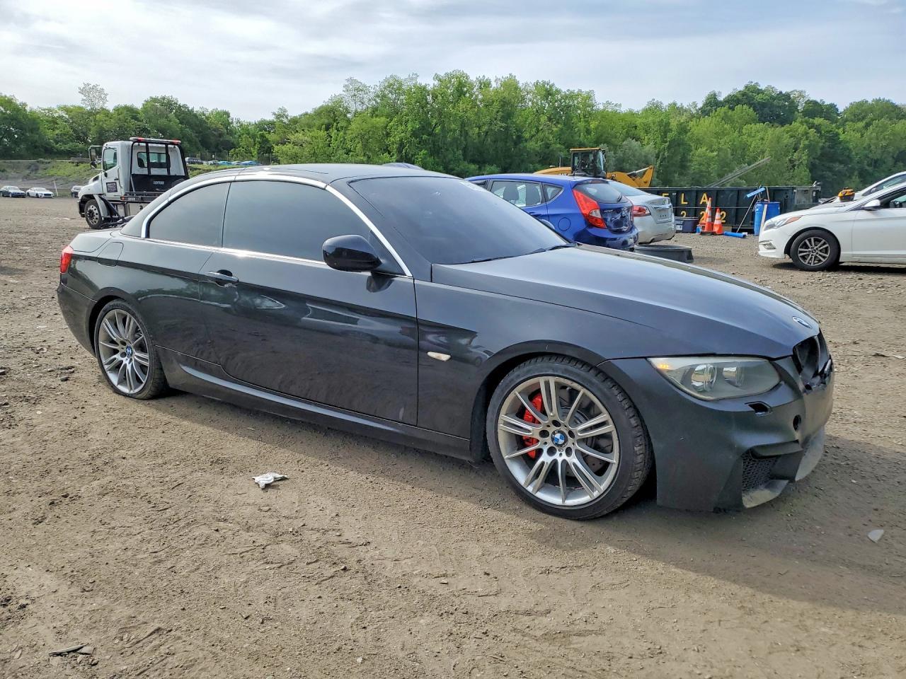 2011 BMW 3 SERIES