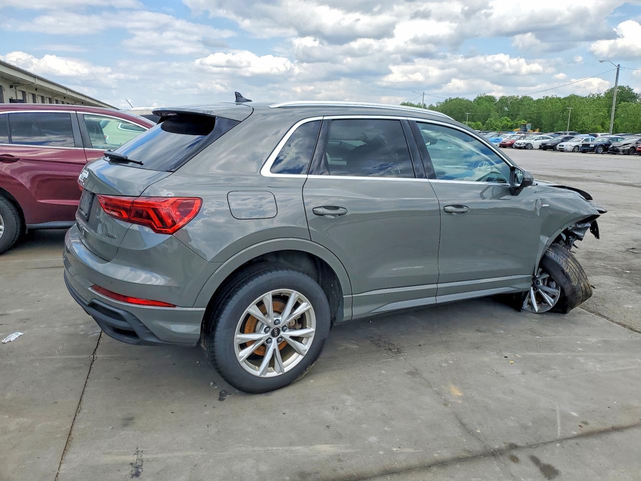 2025 AUDI Q3